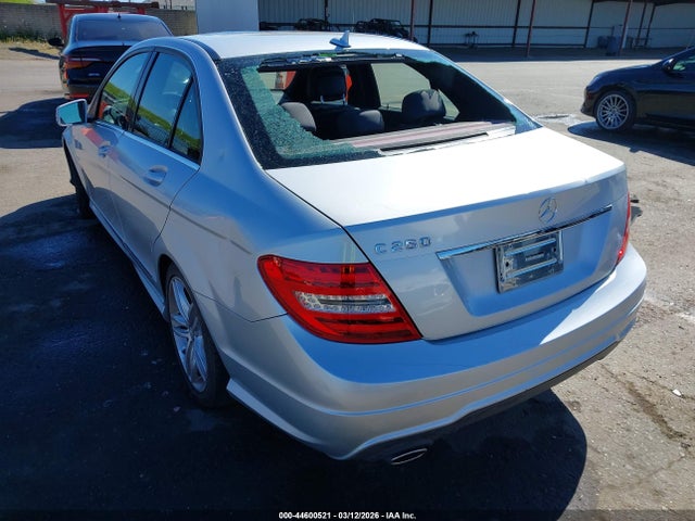 Aukcja sprzedaży 2012 Mercedes-benz C 250 Sport, vin: WDDGF4HB1CR233174, numer aukcji: 44600521