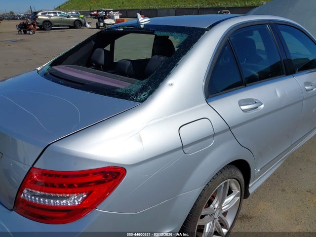 Aukcja sprzedaży 2012 Mercedes-benz C 250 Sport, vin: WDDGF4HB1CR233174, numer aukcji: 44600521