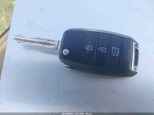 KNAFK5A83H5680736 KIA FORTE LX