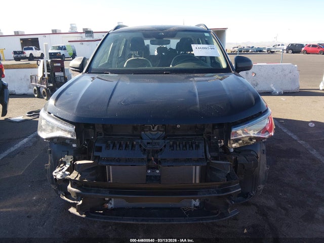 44600540 :رقم المزاد ، 3VV8C7B28SM081512 vin ، 2025 Volkswagen Taos 1.5t S مزاد بيع