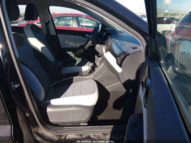 3VV8C7B28SM081512 Volkswagen Taos 1.5t S