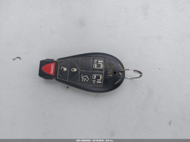 2010 Chrysler Town & Country Touring მანქანა იყიდება აუქციონზე, vin: 2A4RR5D10AR415446, აუქციონის ნომერი: 44600556