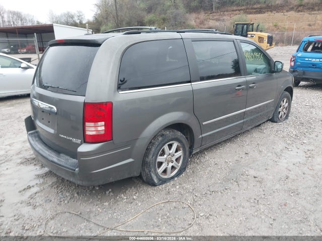 2010 Chrysler Town & Country Touring მანქანა იყიდება აუქციონზე, vin: 2A4RR5D10AR415446, აუქციონის ნომერი: 44600556
