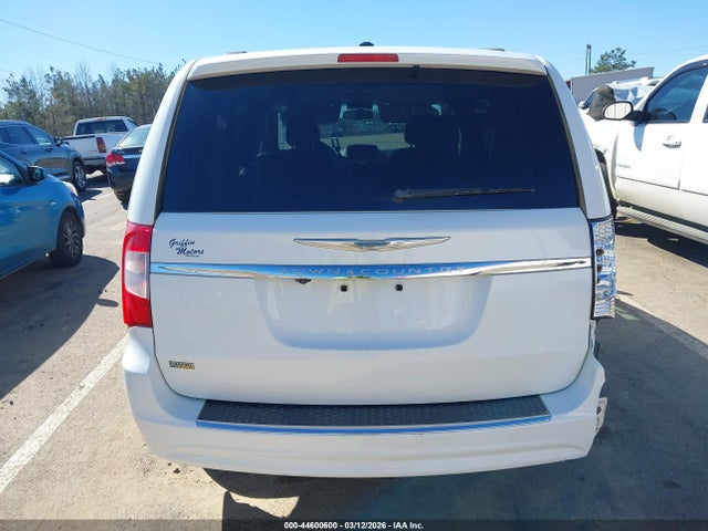 2016 Chrysler Town & Country Touring მანქანა იყიდება აუქციონზე, vin: 2C4RC1BG1GR287881, აუქციონის ნომერი: 44600600