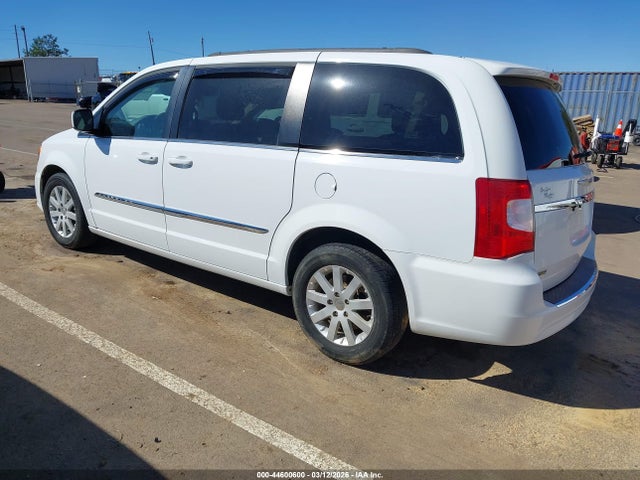 2016 Chrysler Town & Country Touring მანქანა იყიდება აუქციონზე, vin: 2C4RC1BG1GR287881, აუქციონის ნომერი: 44600600