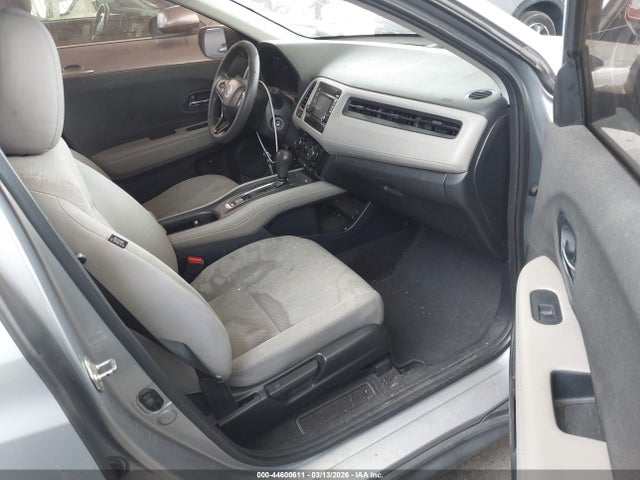 3CZRU5H32KG713854 Honda HR-V LX