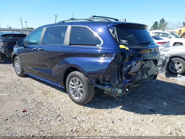 Auction sale of the 2025 Toyota Sienna Xle, vin: 5TDYRKEC9SS255236, lot number: 44600632
