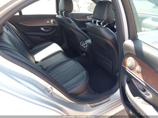 44600637 :رقم المزاد ، WDDZF4JB6HA029947 vin ، 2017 Mercedes-benz E 300 مزاد بيع