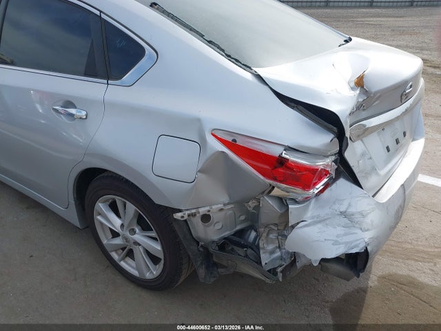 Nissan Altima 2.5 Sv 2015 1N4AL3AP3FC114693 Image 19