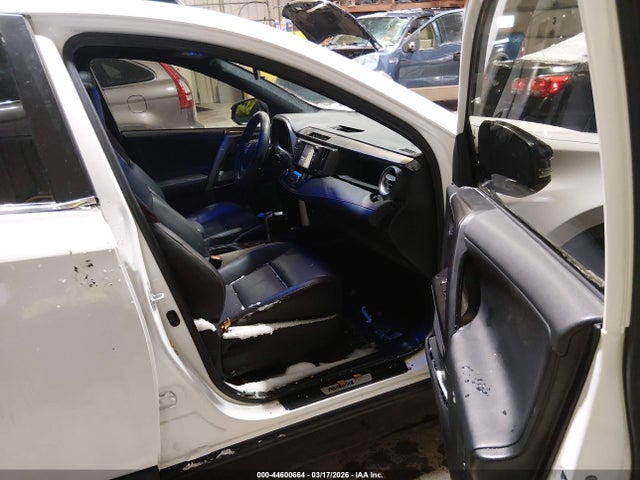 Aukcja sprzedaży 2016 Toyota Rav4 Se, vin: JTMJFREV4GD181926, numer aukcji: 44600664