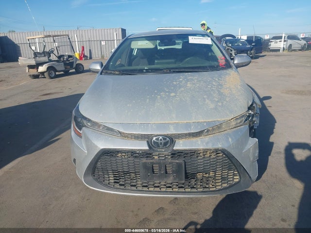 5YFEPRAE4LP129370 Toyota COROLLA LE