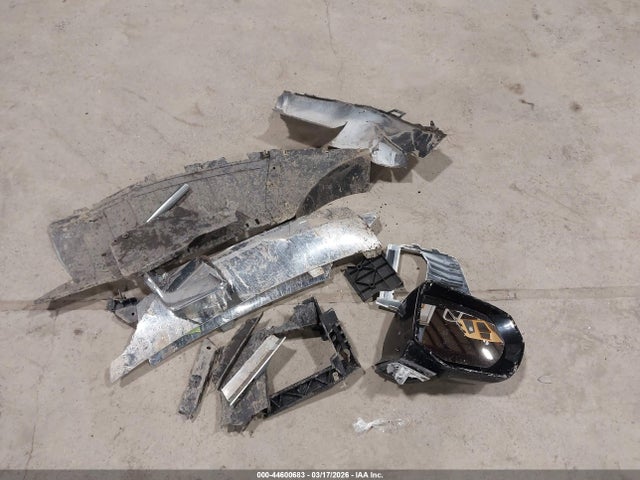 44600683 :رقم المزاد ، 1GKS2GKD9MR359879 vin ، 2021 Gmc Yukon Xl 4wd Slt مزاد بيع