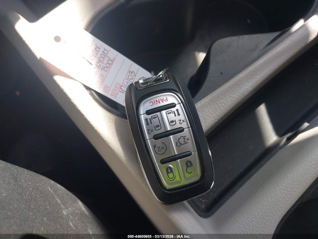 Продажа на аукционе авто 2023 Chrysler Voyager Lx, vin: 2C4RC1CG4PR616555, номер лота: 44600685