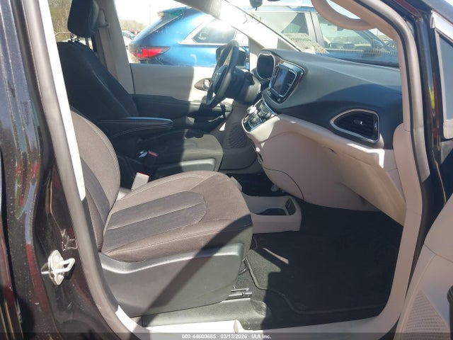 Продажа на аукционе авто 2023 Chrysler Voyager Lx, vin: 2C4RC1CG4PR616555, номер лота: 44600685
