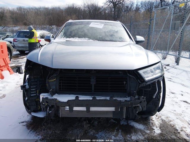Продаж на аукціоні авто 2018 Audi Q5 2.0t Premium, vin: WA1BNAFY3J2019901, номер лоту: 44600695