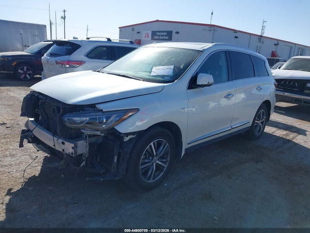 44600700 :رقم المزاد ، 5N1DL0MN4LC502376 vin ، 2020 Infiniti Qx60 Luxe مزاد بيع