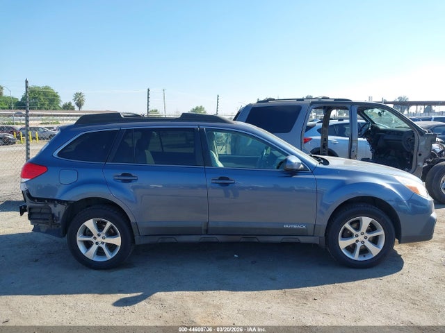 2013 Subaru Outback 2.5i Limited მანქანა იყიდება აუქციონზე, vin: 4S4BRBKC8D3232749, აუქციონის ნომერი: 44600706