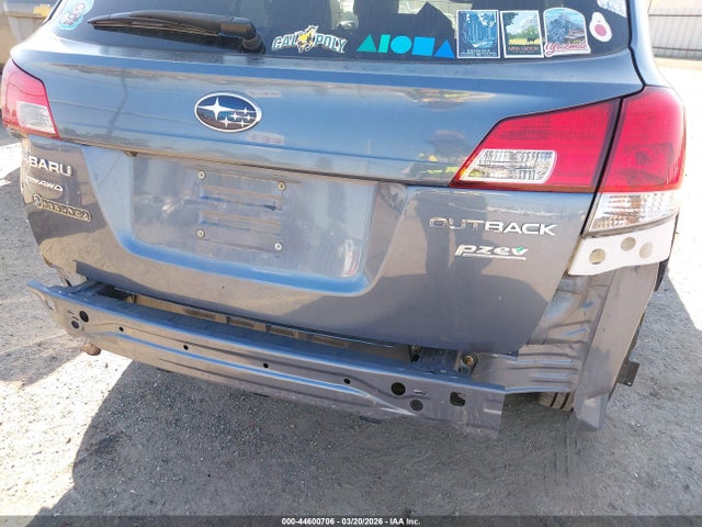 2013 Subaru Outback 2.5i Limited მანქანა იყიდება აუქციონზე, vin: 4S4BRBKC8D3232749, აუქციონის ნომერი: 44600706