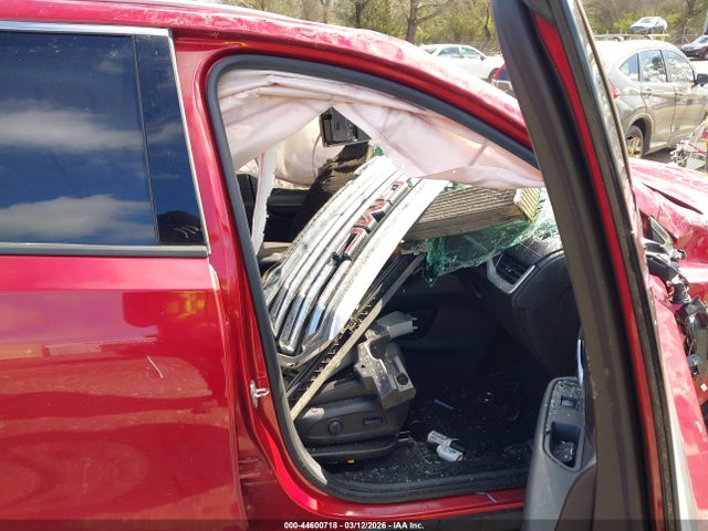 44600718 :رقم المزاد ، 3GKALPEV2NL126691 vin ، 2022 Gmc Terrain Fwd Slt مزاد بيع