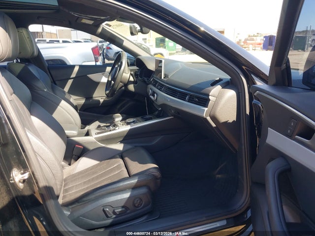 2017 Audi A4 2.0t Premium მანქანა იყიდება აუქციონზე, vin: WAUENAF43HN040124, აუქციონის ნომერი: 44600724