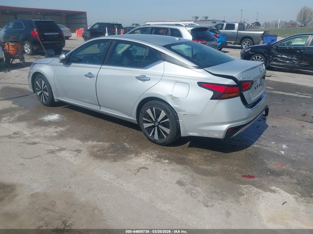 Продажа на аукционе авто 2022 Nissan Altima Sv Fwd, vin: 1N4BL4DV9NN374894, номер лота: 44600736
