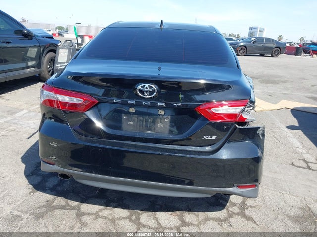 Aukcja sprzedaży 2018 Toyota Camry Xle V6, vin: 4T1BZ1HK1JU005840, numer aukcji: 44600742