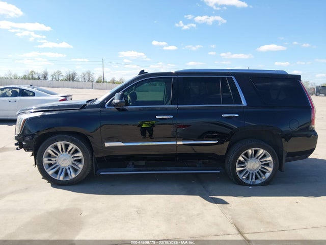 2015 Cadillac Escalade Platinum მანქანა იყიდება აუქციონზე, vin: 1GYS4PKJ3FR604328, აუქციონის ნომერი: 44600779