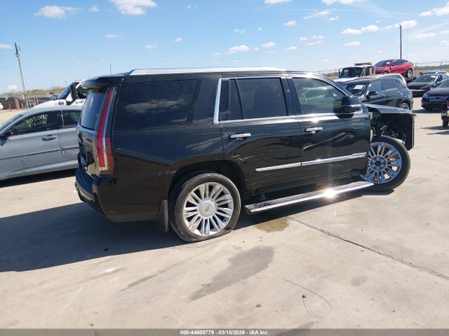 2015 Cadillac Escalade Platinum მანქანა იყიდება აუქციონზე, vin: 1GYS4PKJ3FR604328, აუქციონის ნომერი: 44600779