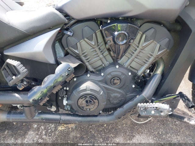 Victory Motorcycles Octane 2017 5VPFTB003H3002690 Image 8