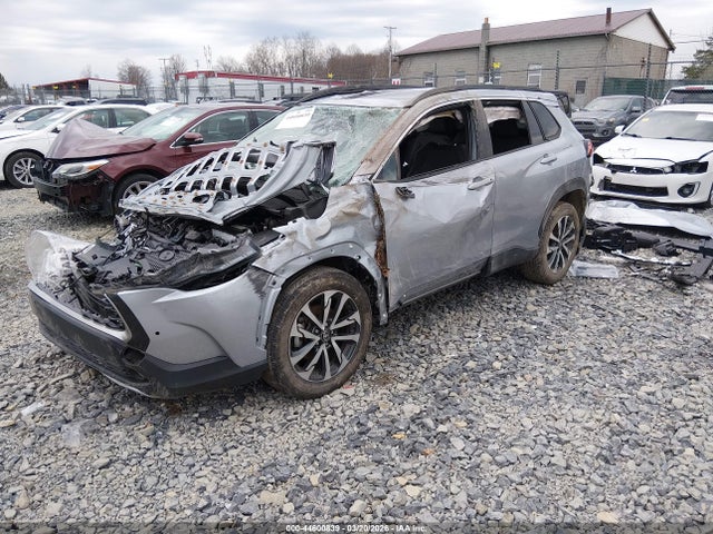44600839 :رقم المزاد ، 7MUDAABG0RV092595 vin ، 2024 Toyota Corolla Cross Xle مزاد بيع