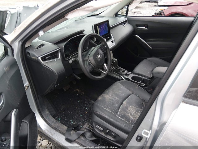 44600839 :رقم المزاد ، 7MUDAABG0RV092595 vin ، 2024 Toyota Corolla Cross Xle مزاد بيع