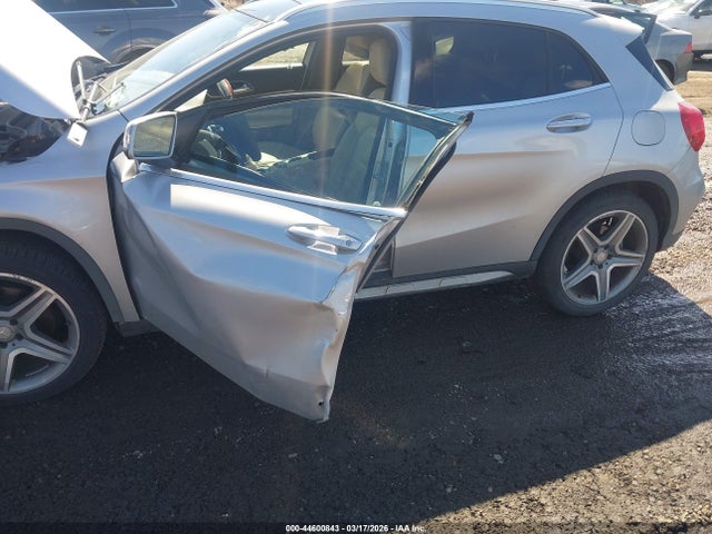 44600843 :رقم المزاد ، WDCTG4GB7GJ235162 vin ، 2016 Mercedes-benz Gla 250 4matic مزاد بيع