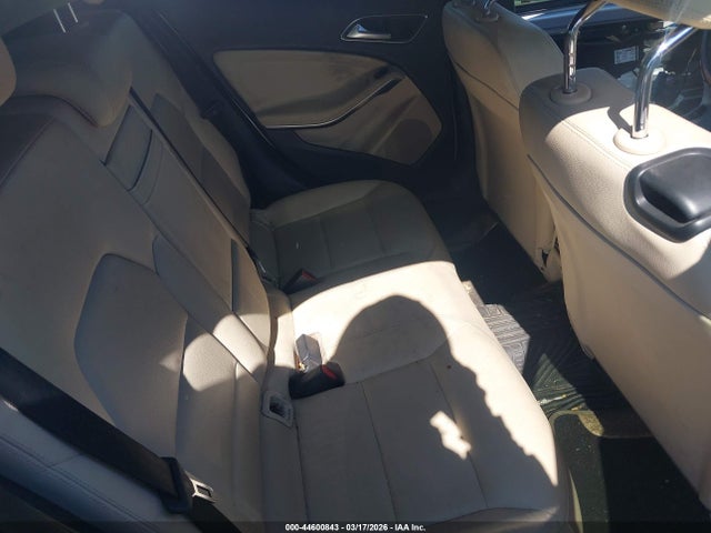 44600843 :رقم المزاد ، WDCTG4GB7GJ235162 vin ، 2016 Mercedes-benz Gla 250 4matic مزاد بيع