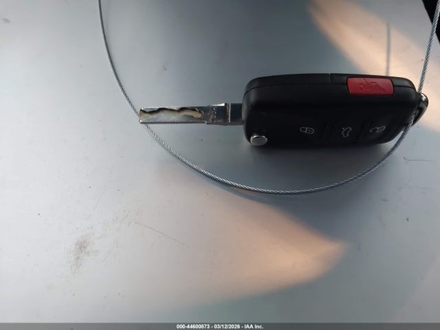 2013 VOLKSWAGEN BEETLE 3VWJX7AT8DM688766 Photo 10