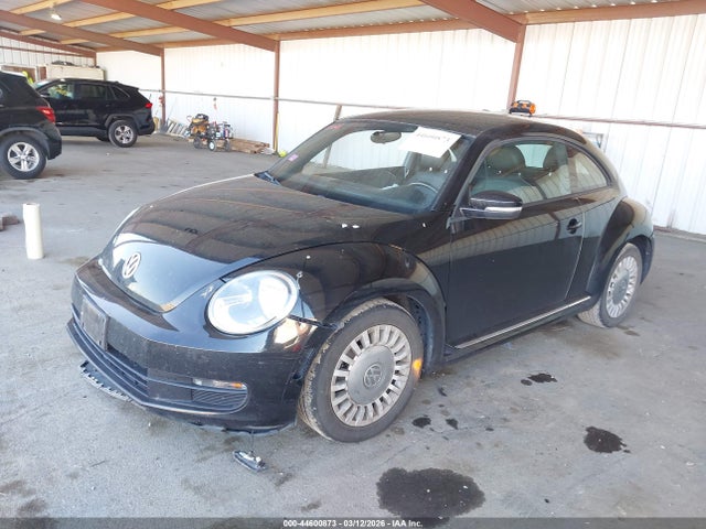 2013 VOLKSWAGEN BEETLE 3VWJX7AT8DM688766 Photo 1