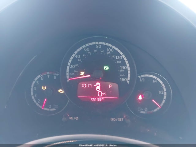 2013 VOLKSWAGEN BEETLE 3VWJX7AT8DM688766 Photo 6