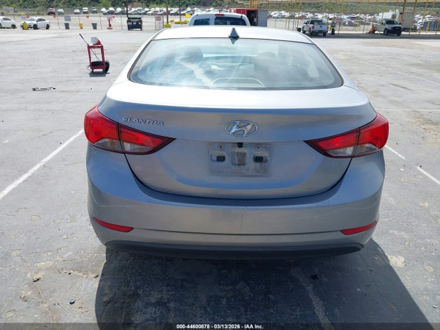 Hyundai ELANTRA SE 2016 5NPDH4AE8GH731008 Image 17