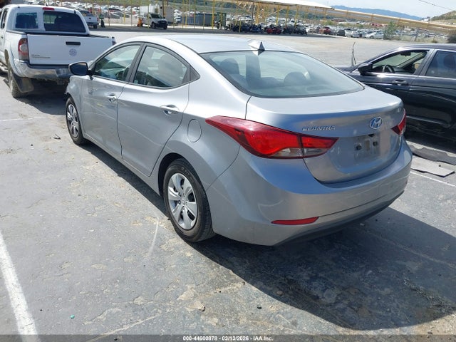 2016 HYUNDAI ELANTRA 5NPDH4AE8GH731008 Photo 2