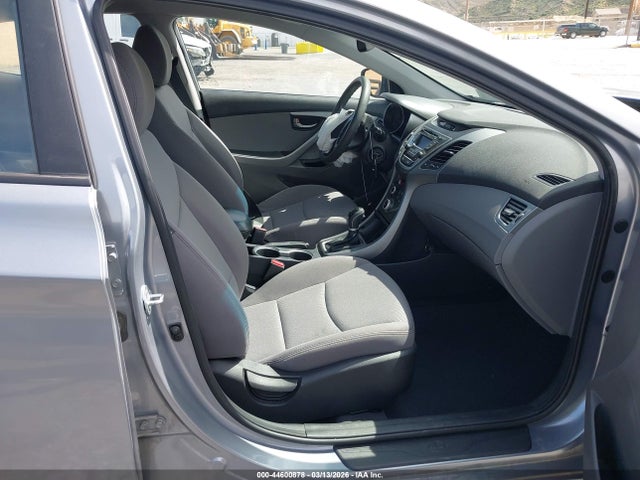 2016 HYUNDAI ELANTRA 5NPDH4AE8GH731008 Photo 4
