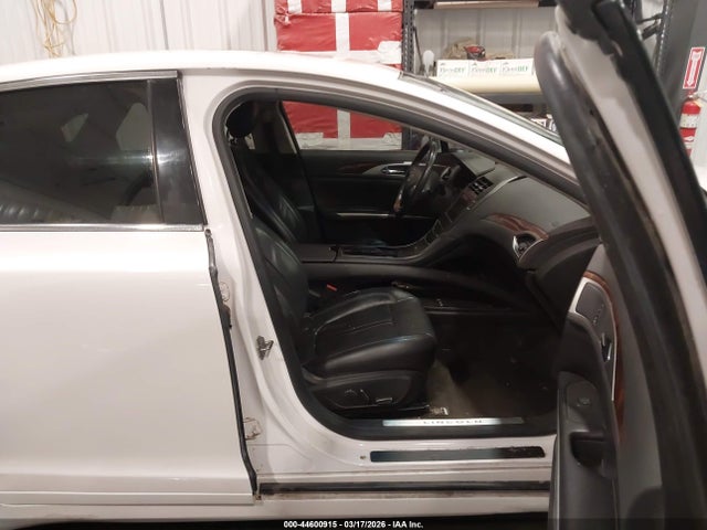 Lincoln MKZ 2014 3LN6L2GK4ER832741 Image 5
