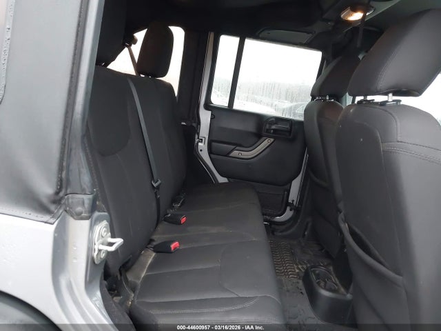 2018 JEEP WRANGLER JK UNLIMITED 1C4BJWDG7JL924662 Photo 7