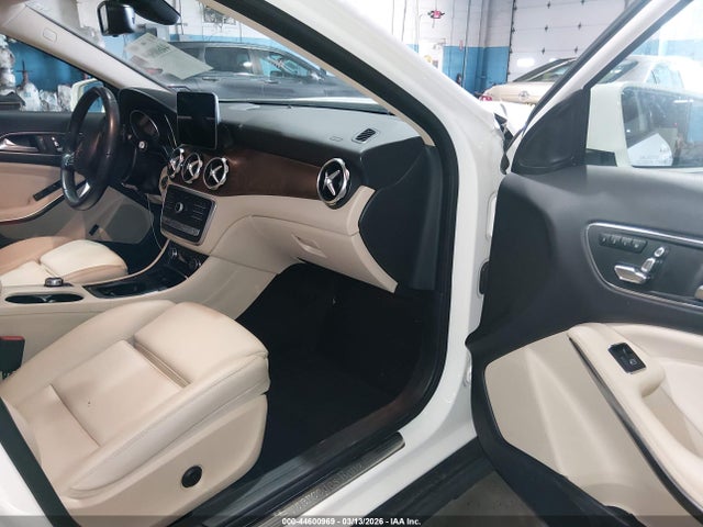 Aukcja sprzedaży 2018 Mercedes-benz Gla 250 4matic, vin: WDCTG4GB5JJ492327, numer aukcji: 44600969