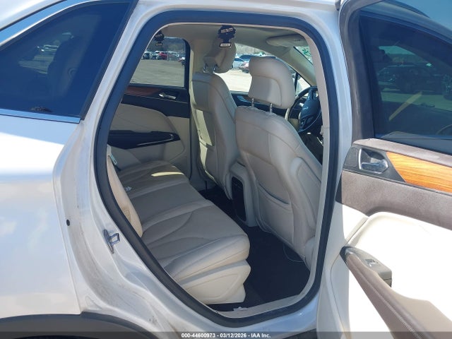Продажа на аукционе авто 2015 Lincoln Mkc, vin: 5LMCJ1A92FUJ07865, номер лота: 44600973