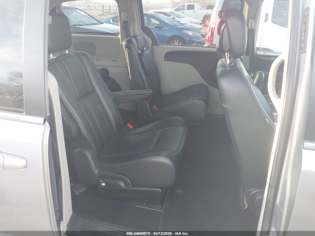 44600975 :رقم المزاد ، 2C4RC1BG4FR730636 vin ، 2015 Chrysler Town & Country Touring مزاد بيع