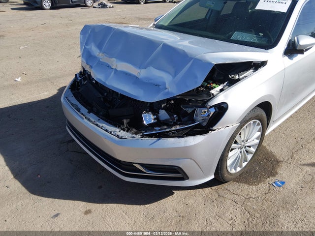 1VWBT7A34GC042808 Volkswagen Passat 1.8t Se