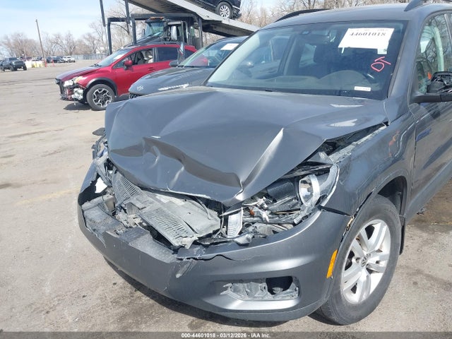 2016 VOLKSWAGEN TIGUAN WVGAV7AX6GW558612 Photo 5