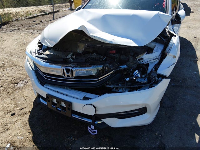 2017 Honda Accord Sport Se მანქანა იყიდება აუქციონზე, vin: 1HGCR2F15HA292492, აუქციონის ნომერი: 44601035