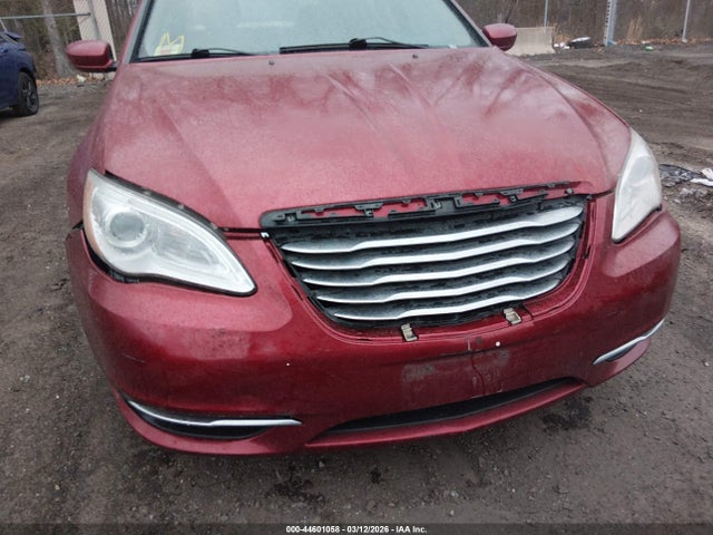 2014 CHRYSLER 200 1C3CCBBB9EN176557 Photo 5