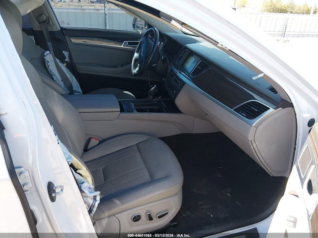2015 HYUNDAI GENESIS KMHGN4JE5FU096917 Photo 4