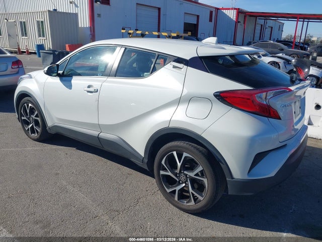 Toyota C-HR XLE 2021 NMTKHMBX9MR128208 Image 3